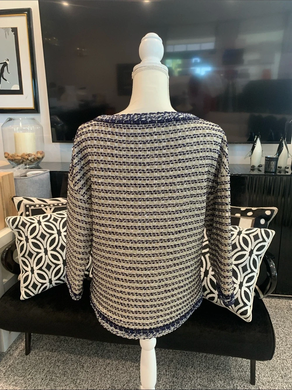 St John Textured Knit Boatneck Sweater in Navy and Cream. Small - Picture 2 of 8